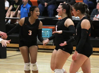Storm roll by Greyhounds in sweep